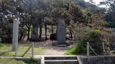 石碑群