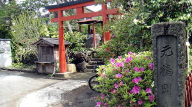 元八幡鳥居前