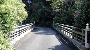 宝戒寺橋