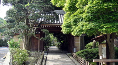 報国寺山門