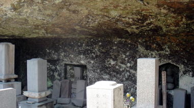 清水寺ヶ谷やぐら群2