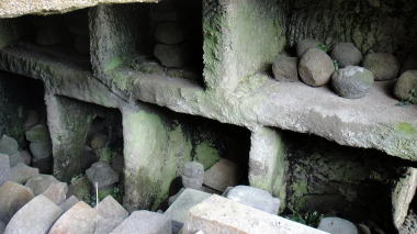 清水寺ヶ谷やぐら群9