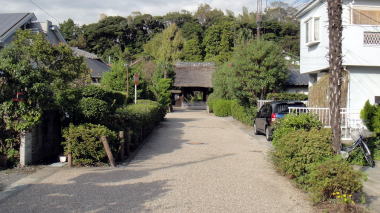 常楽寺参道