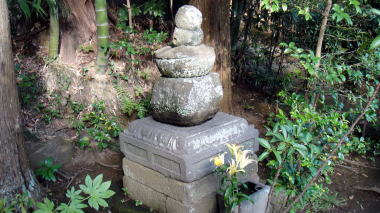 北条泰時の墓