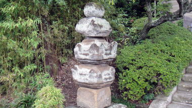 浄妙寺下馬塔2