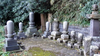 宝戒寺墓地6