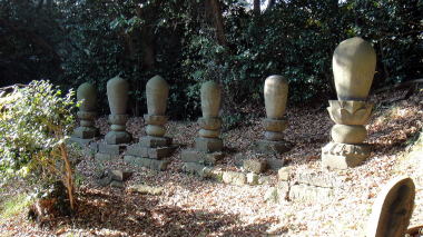 宝戒寺墓地21