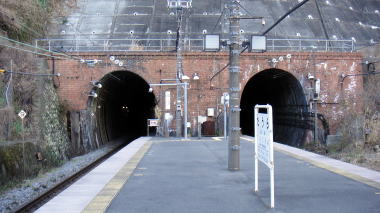 JR田浦駅ホーム
