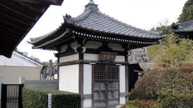 満昌寺地蔵堂