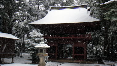神武寺楼門3