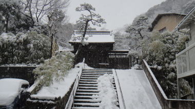 禅居院